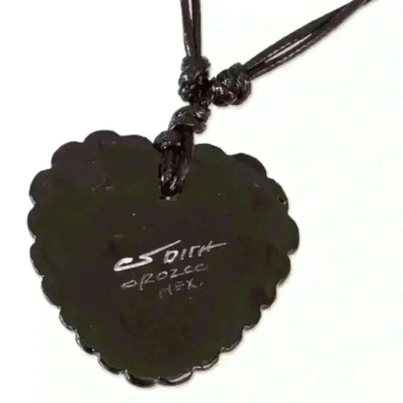 Handmade Hand-painted Papier Mache Necklace - "Two Loving Hearts" Pattern - Picture 4 of 4